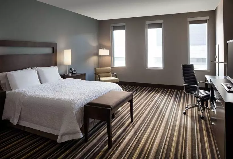 Hampton Inn & Suites Denver Downtownconvention Center