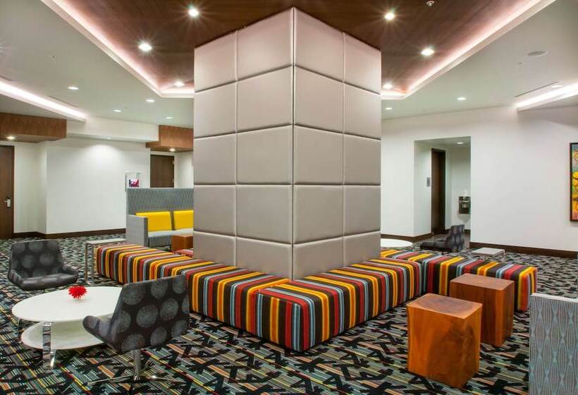 Hampton Inn & Suites Denver Downtownconvention Center