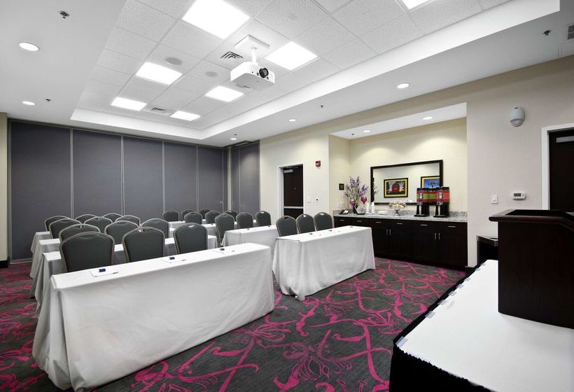 Hampton Inn & Suites Raleigh Downtown