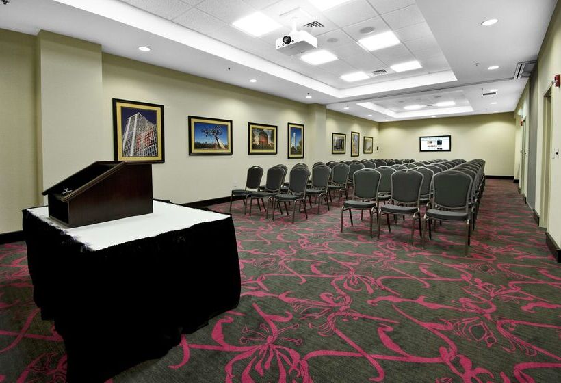 Hampton Inn & Suites Raleigh Downtown