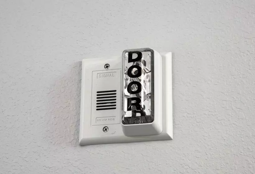 Hampton Inn & Suites Raleigh Downtown