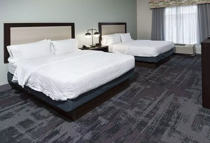 Hampton Inn & Suites Raleigh Downtown