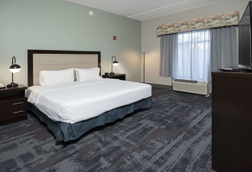 Hampton Inn & Suites Raleigh Downtown