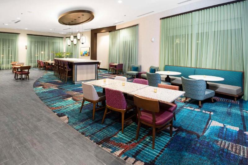 Hampton Inn & Suites Raleigh Downtown