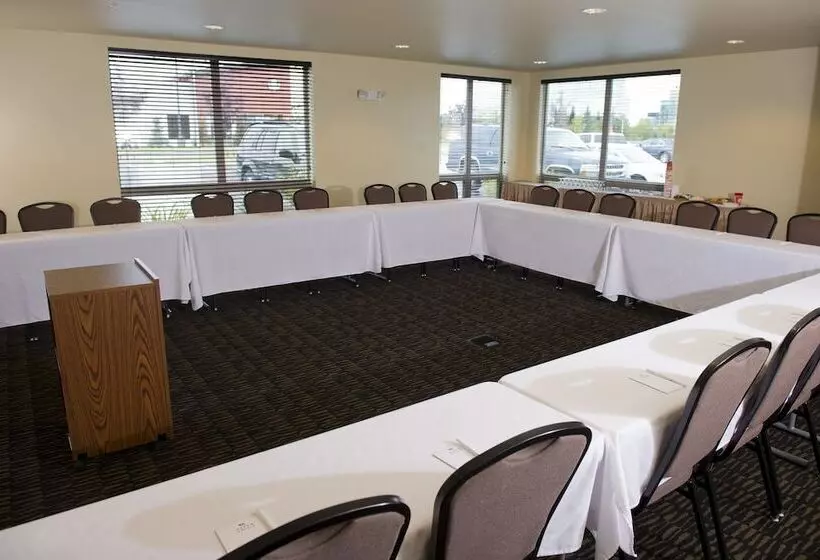 Aspen Suites Hotel Anchorage