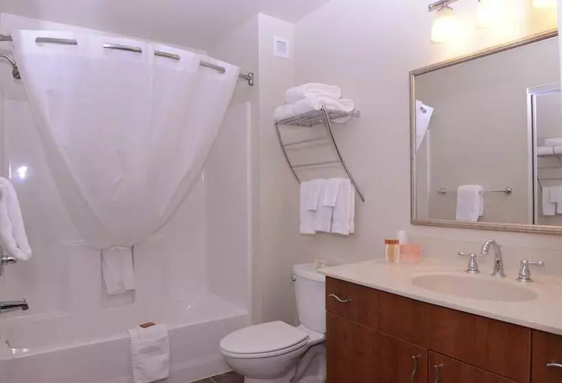 Aspen Suites Hotel Anchorage