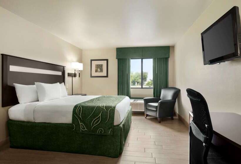 Отель Baymont By Wyndham Glenwood