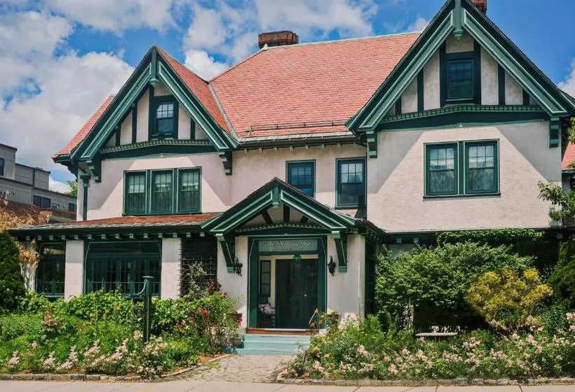 فندق The Bertram Inn