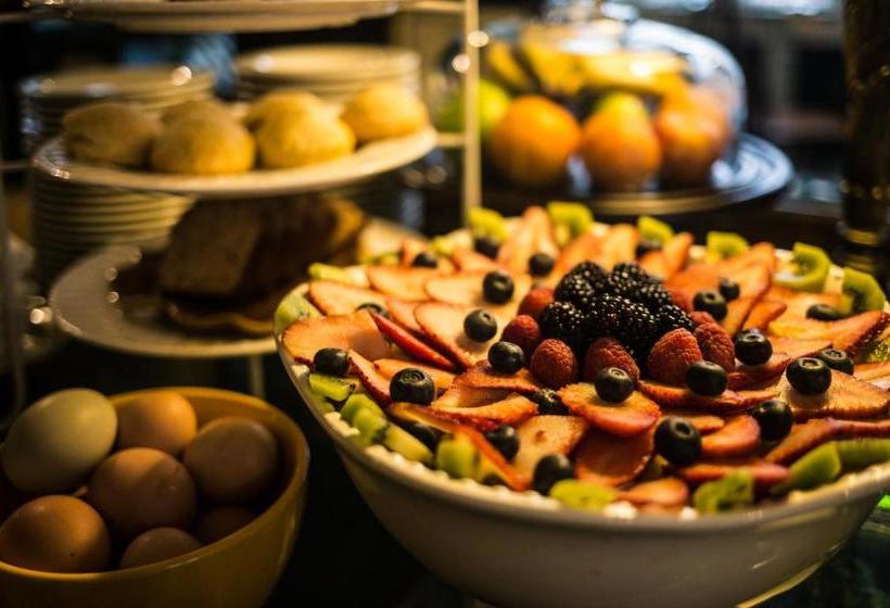 בית מלון כפרי The Bertram Inn