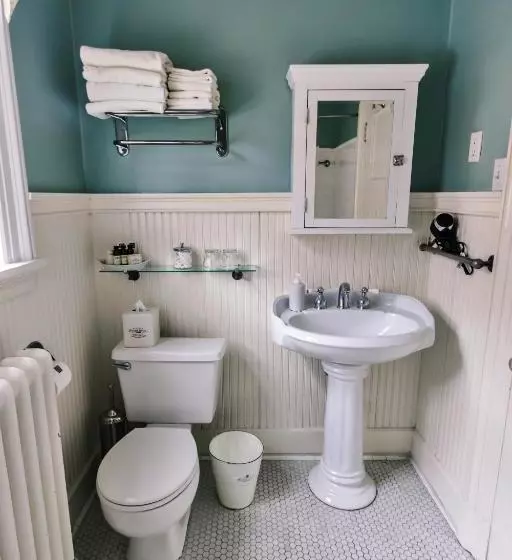 فندق The Bertram Inn