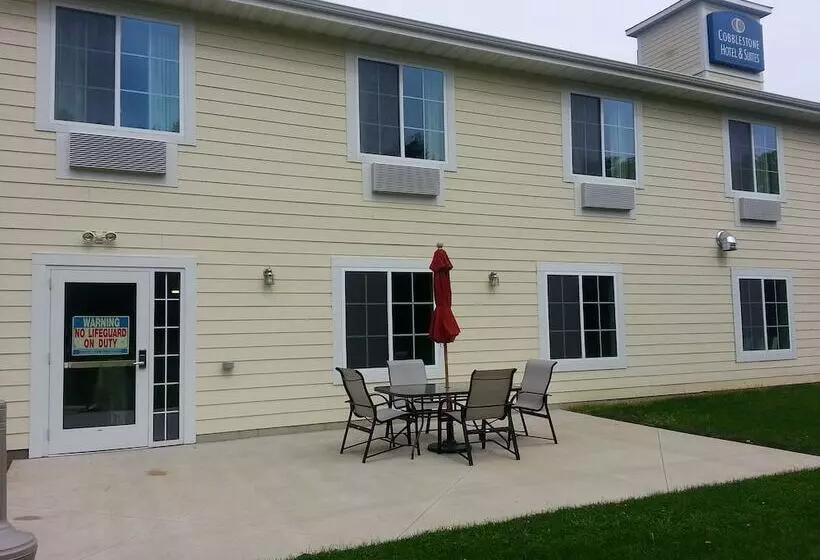 Cobblestone Hotel & Suites Knoxville