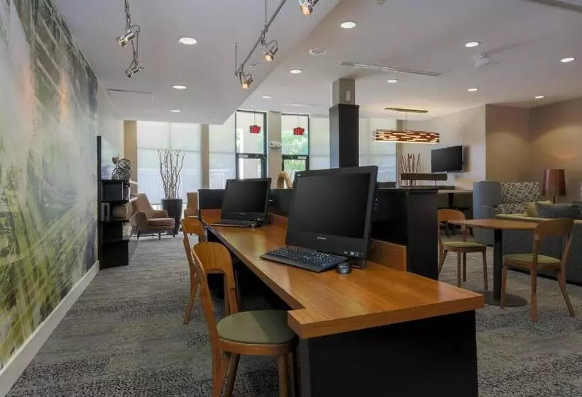 Szálloda Courtyard By Marriott Dallas Arlington South