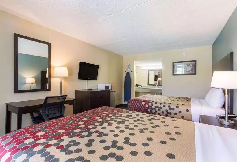 호텔 Econo Lodge Gallatin   Metro Nashville