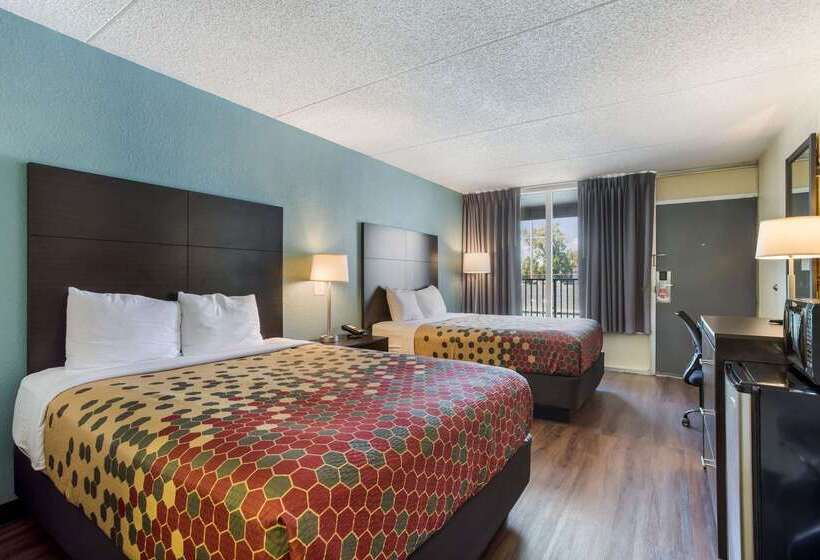 فندق Econo Lodge Gallatin   Metro Nashville