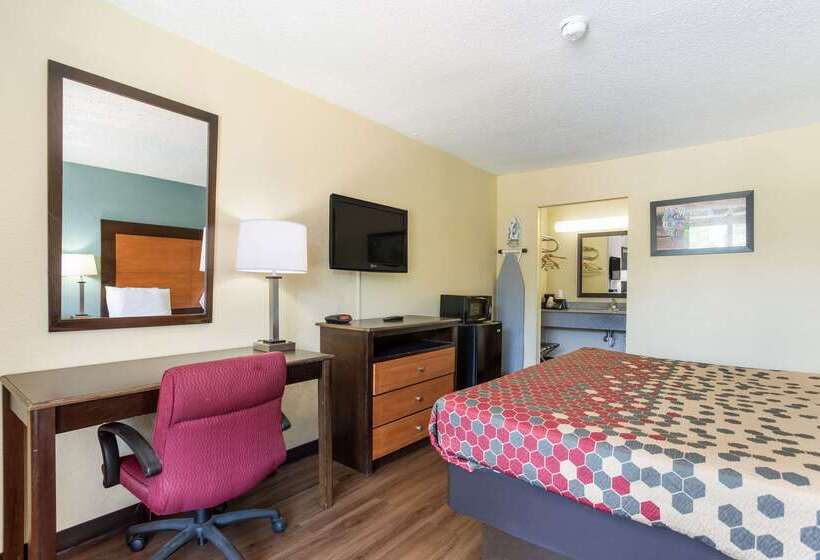 فندق Econo Lodge Gallatin   Metro Nashville
