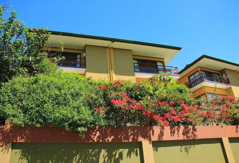 فندق Ficus Sunset Suites