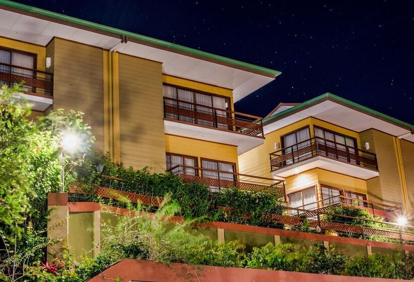 فندق Ficus Sunset Suites