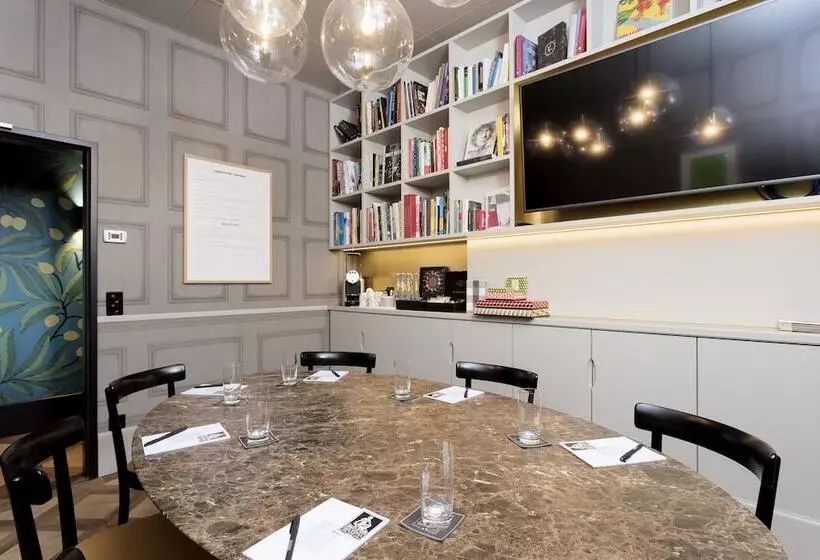 Boutique & Art Hotel Helvetia