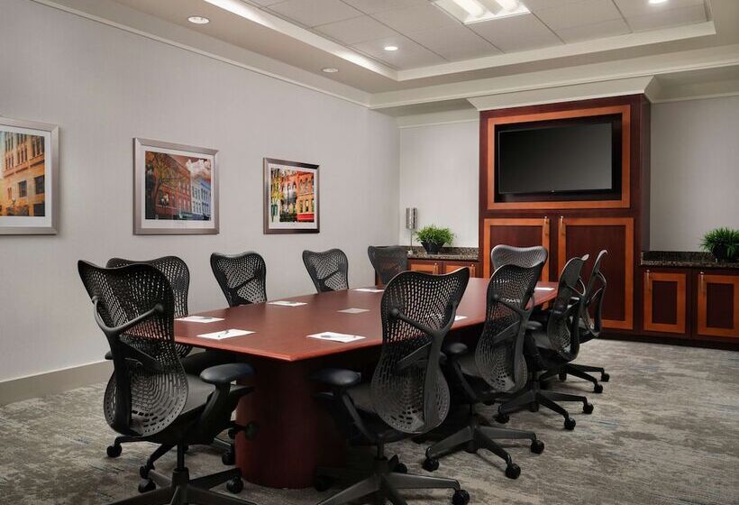 فندق Hilton Garden Inn Ann Arbor