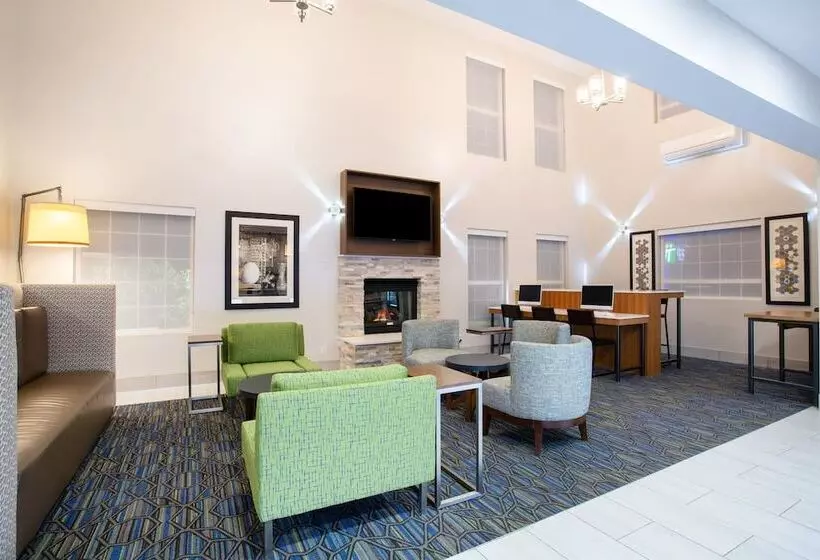 酒店 Holiday Inn Express & Suites Lincoln City, An Ihg