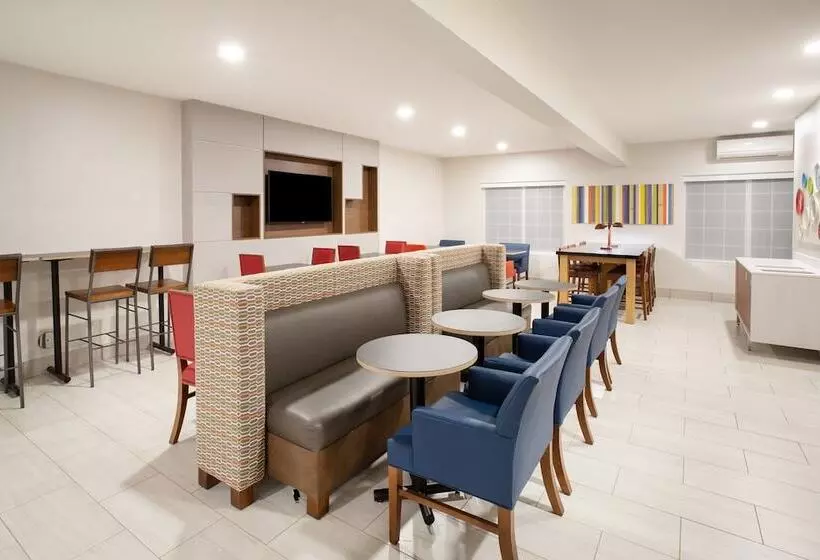 酒店 Holiday Inn Express & Suites Lincoln City, An Ihg