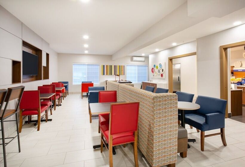 בית מלון כפרי Holiday Inn Express & Suites Lincoln City, An Ihg