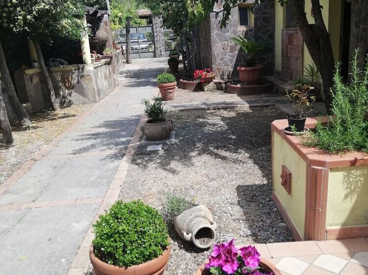 酒店 Villaggio Tabu