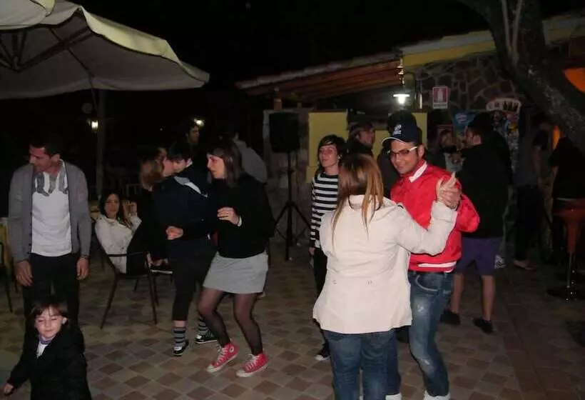 酒店 Villaggio Tabu