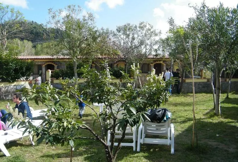 酒店 Villaggio Tabu