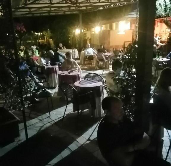 酒店 Villaggio Tabu