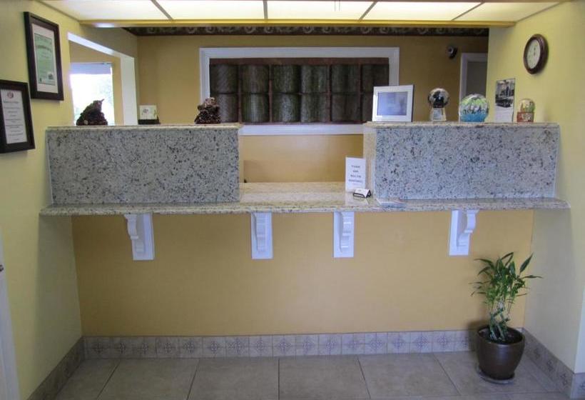 호텔 Western Inn & Suites