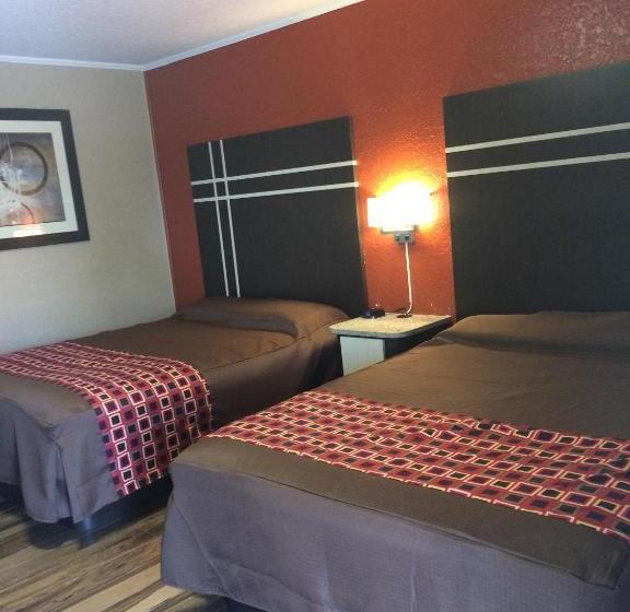 모텔 Budget Inn Of Avon Park