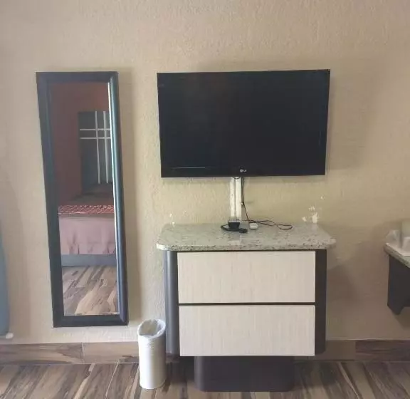 モーテル Budget Inn Of Avon Park