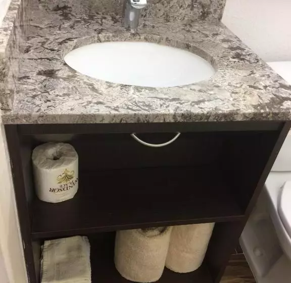 モーテル Budget Inn Of Avon Park