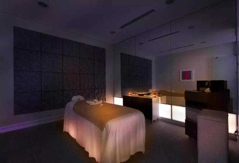 Novotel Abu Dhabi Al Bustan