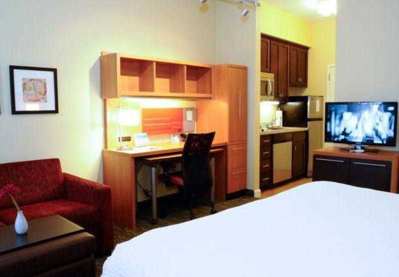 Towneplace Suites Redding