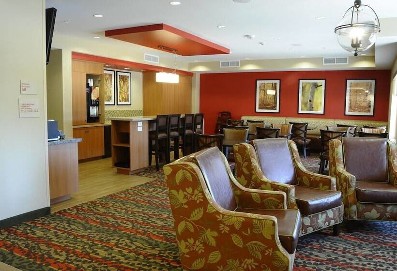 Towneplace Suites Redding