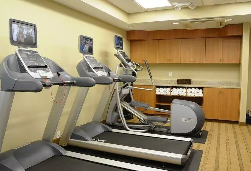 Towneplace Suites Redding