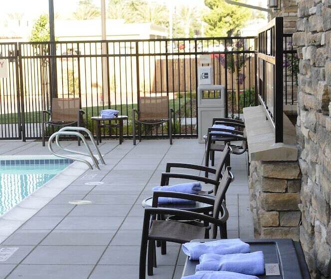 Towneplace Suites Redding