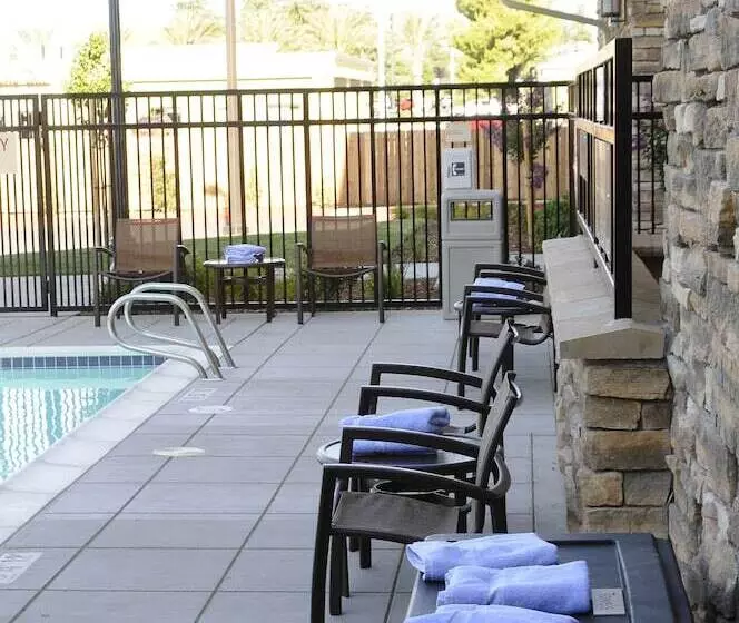 Towneplace Suites Redding