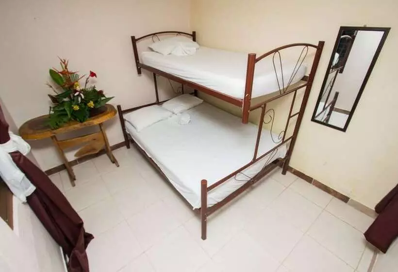 Hotelli Hostel Manuel Antonio