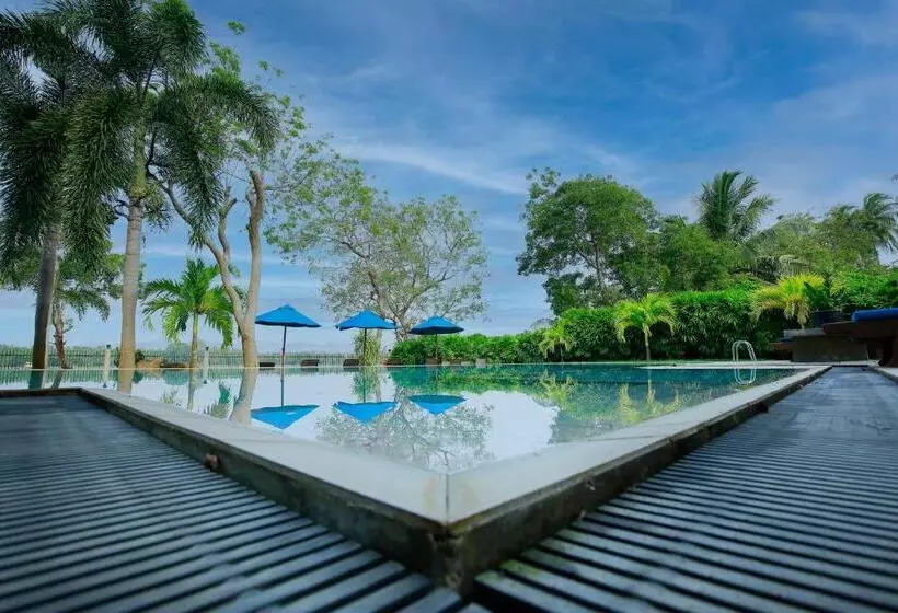 هتل Diya Dahara Lake Resort
