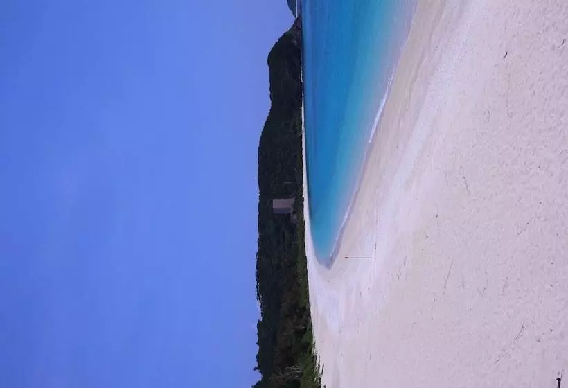 ホテル Minshuku Robinson