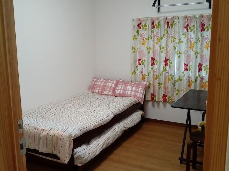 فندق Minshuku Robinson