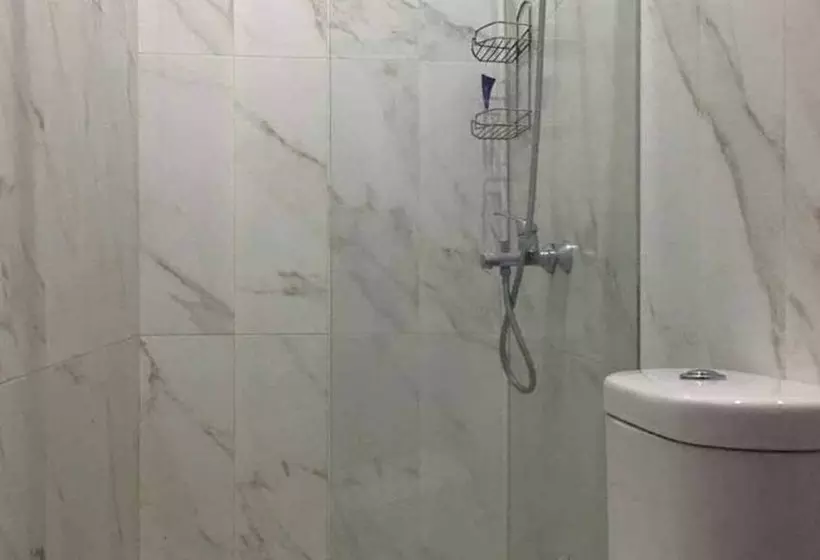 هتل Reddoorz Plus @ Panorama Villas Batu