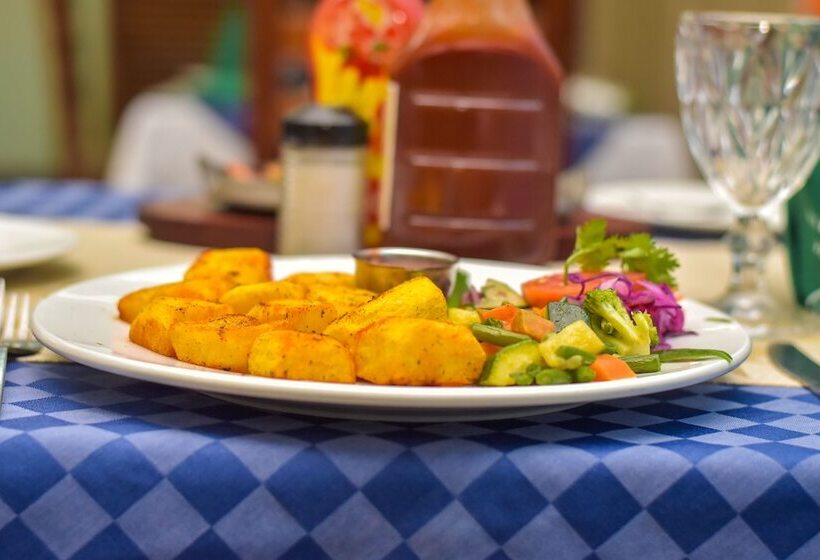 هتل Royal Green Gardens Resort