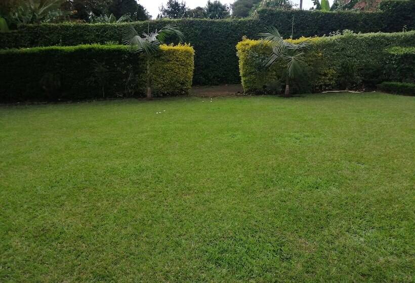 هتل Royal Green Gardens Resort