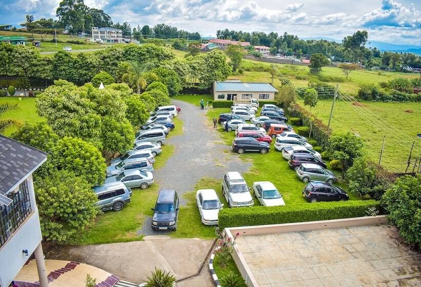 هتل Royal Green Gardens Resort