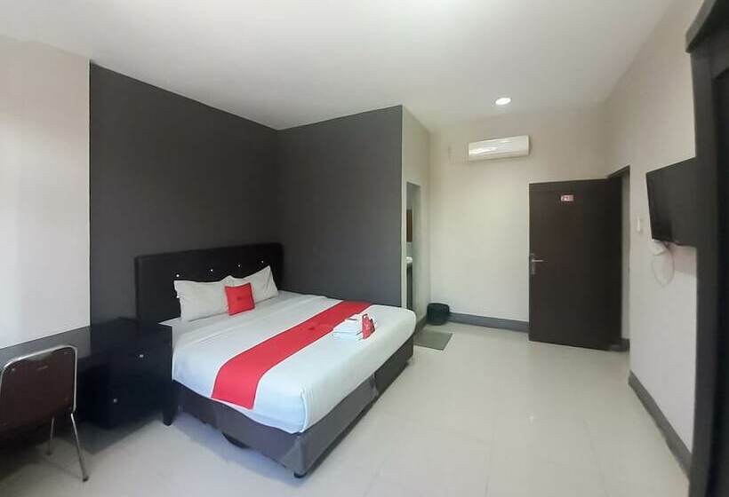 ホテル Reddoorz @ Sei Mangkei Perdagangan Simalungun