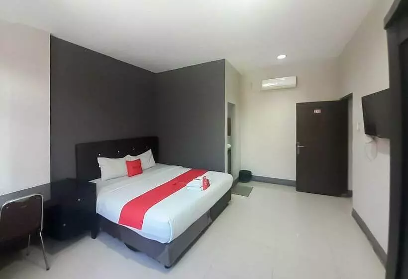 ホテル Reddoorz @ Sei Mangkei Perdagangan Simalungun